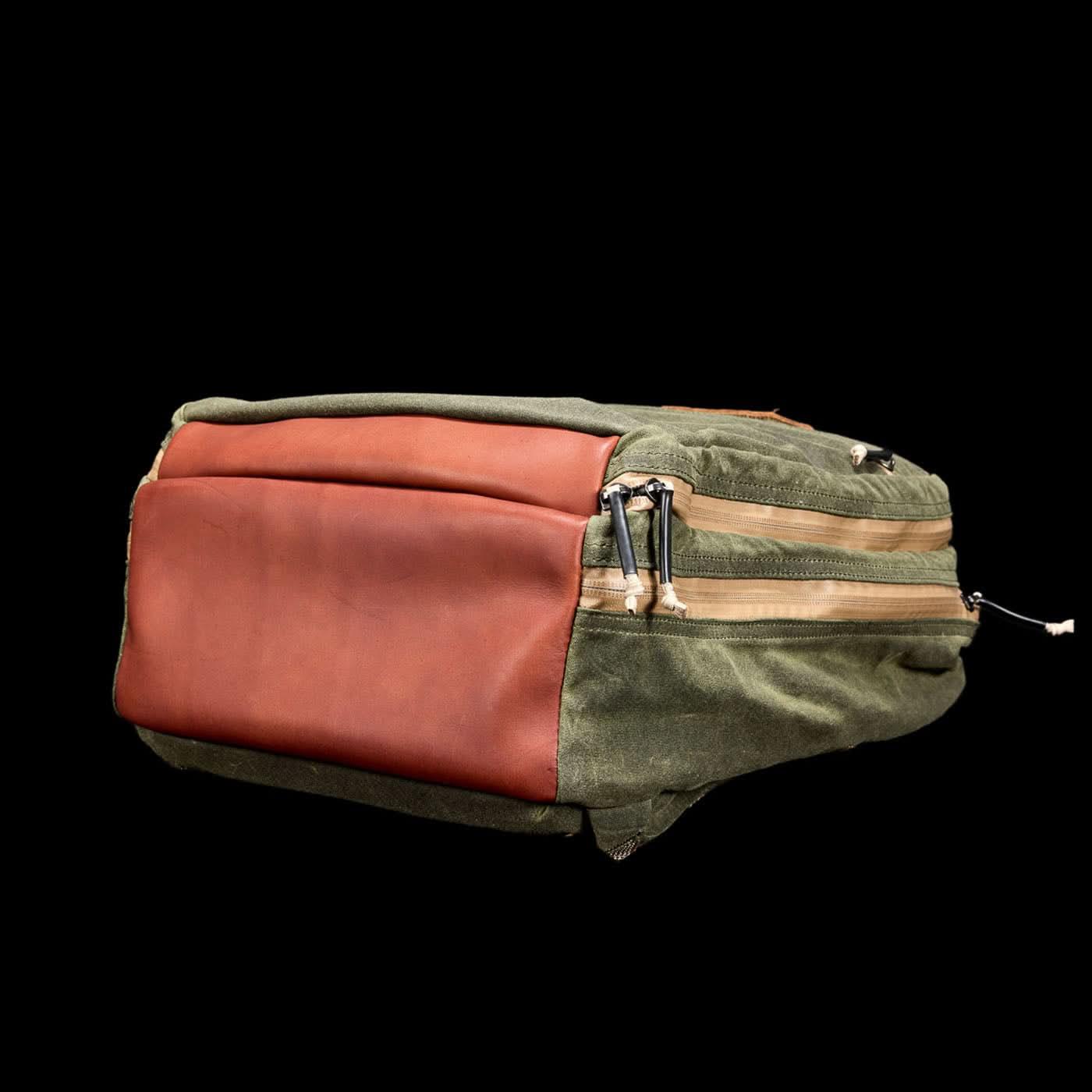 Double Compartment Bullet Ruck - Heritage Waxed Canvas - 18L - Image 7