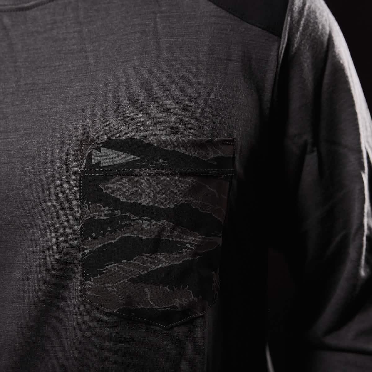 Menâs Commando Long Sleeve - Merino Wool - Image 10