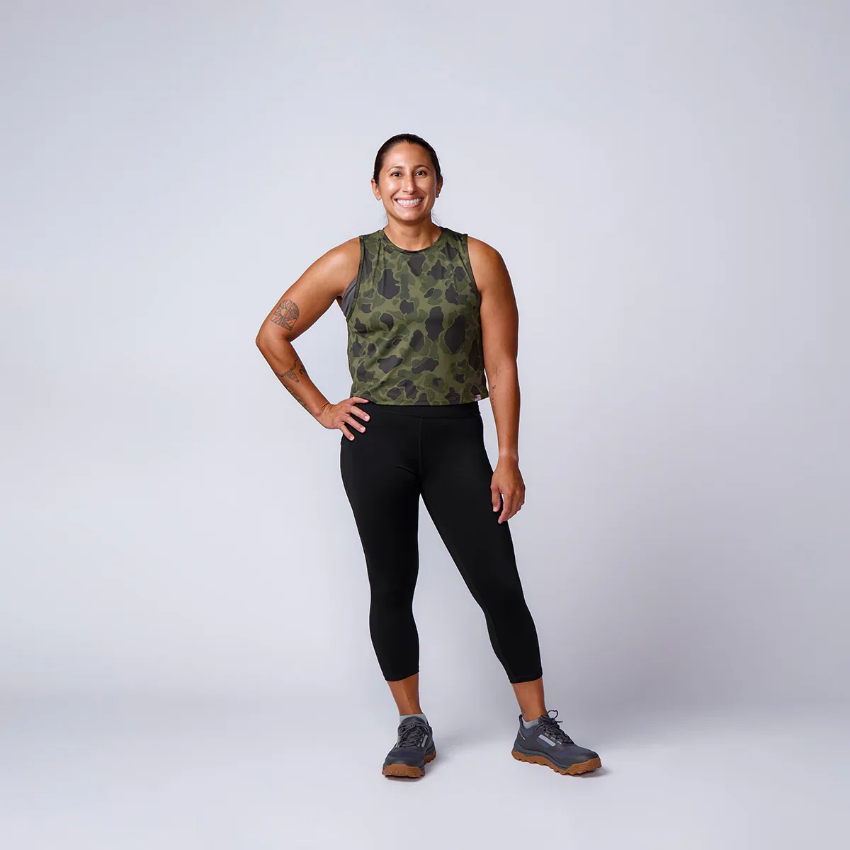Cropped Training Leggings USA - Image 8